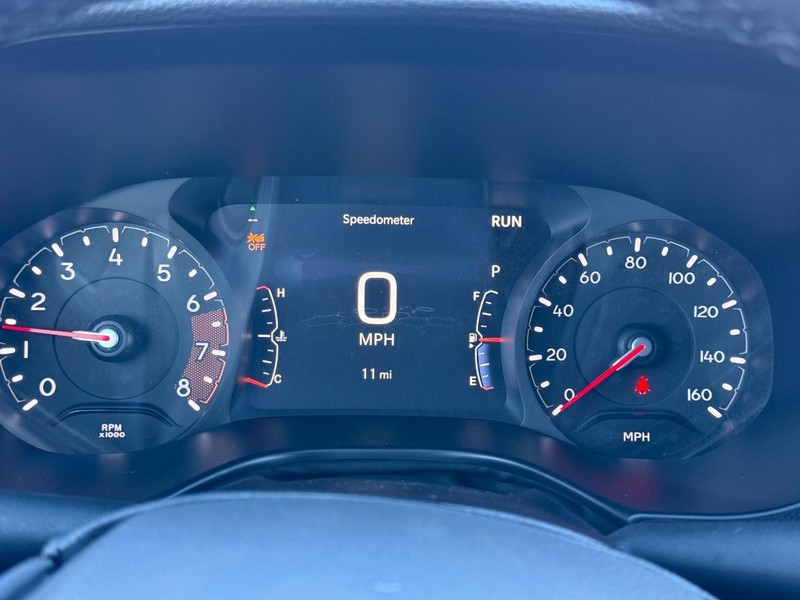 Jeep Compass Vehicle Full-screen Gallery Image 13