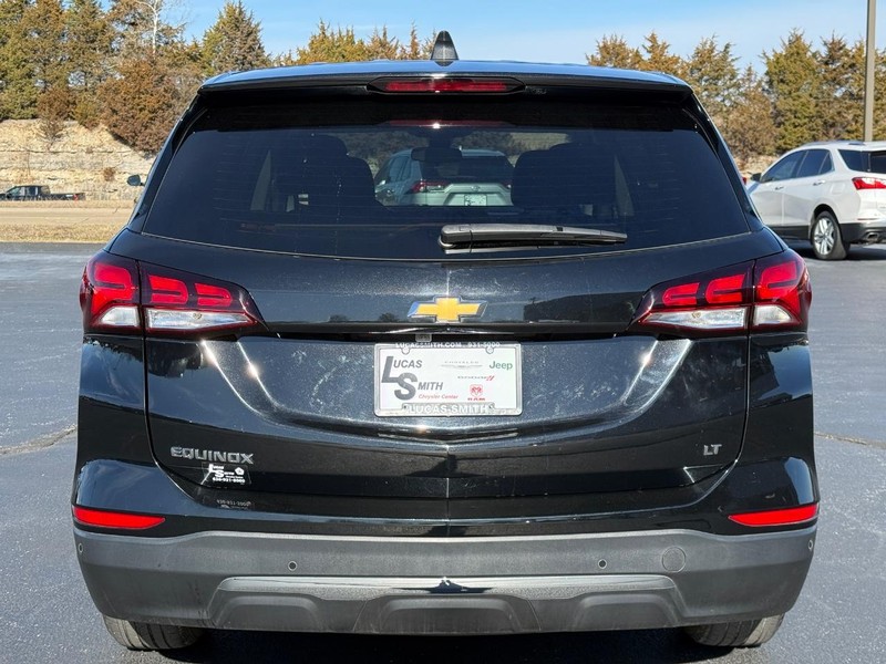 Chevrolet Equinox Vehicle Full-screen Gallery Image 05