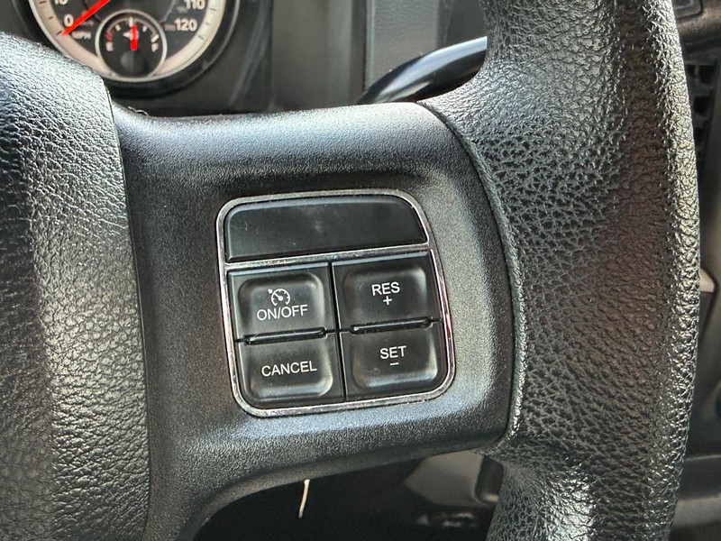 Ram 1500 Vehicle Full-screen Gallery Image 17