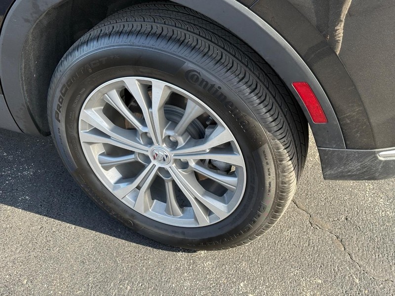 Buick Envision Vehicle Full-screen Gallery Image 07