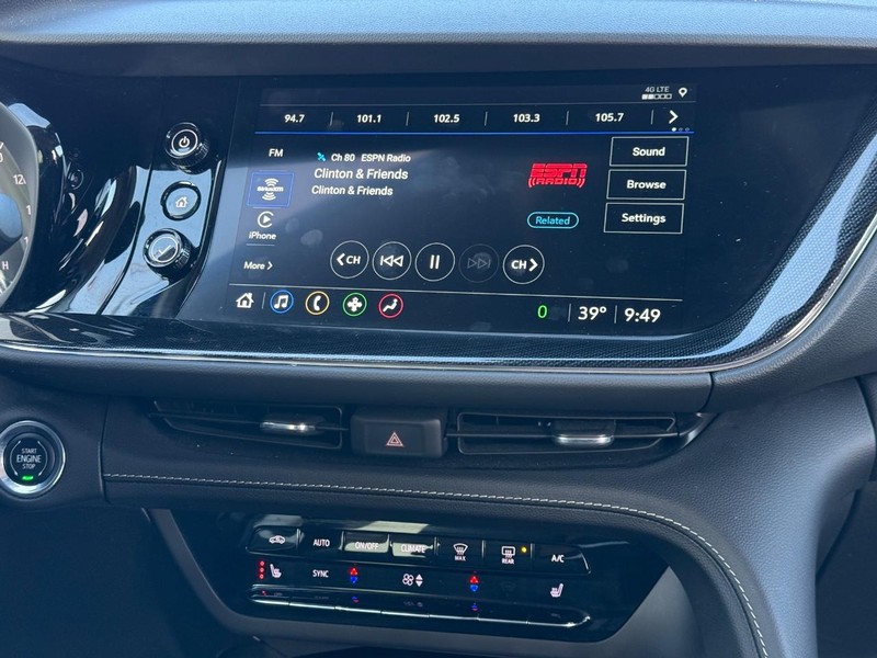 Buick Envision Vehicle Full-screen Gallery Image 13