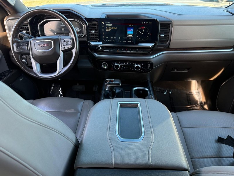GMC Sierra 1500 Vehicle Full-screen Gallery Image 13
