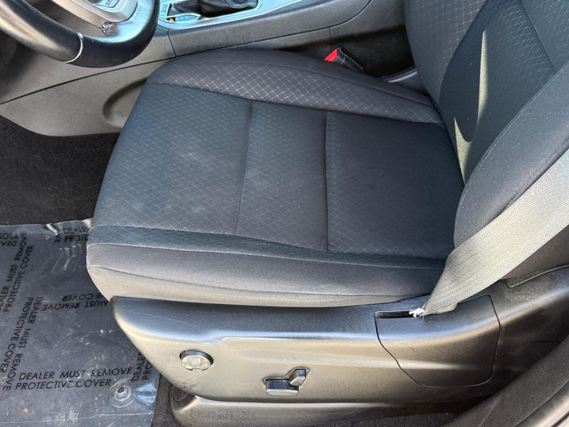 Jeep Grand Cherokee Vehicle Full-screen Gallery Image 15