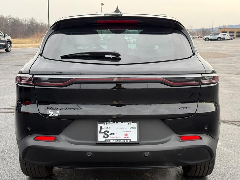 Dodge Hornet Vehicle Full-screen Gallery Image 05