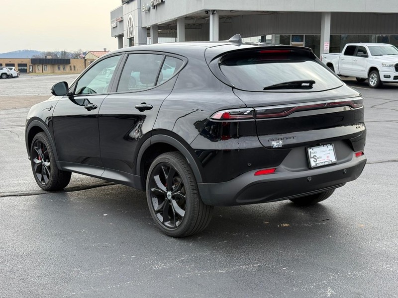 Dodge Hornet Vehicle Full-screen Gallery Image 07