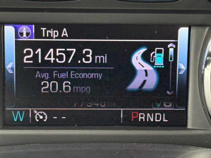 Chevrolet Silverado 1500 Vehicle Full-screen Gallery Image 19