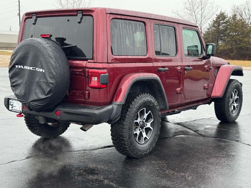 Jeep Wrangler Vehicle Full-screen Gallery Image 3