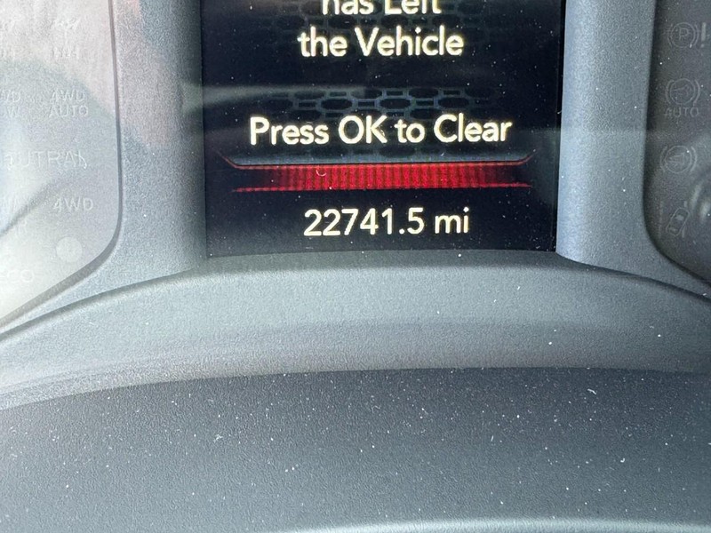 Ram 2500 Vehicle Full-screen Gallery Image 20