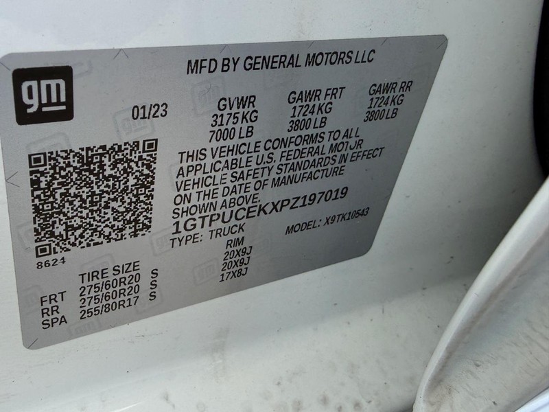 GMC Sierra 1500 Vehicle Full-screen Gallery Image 24