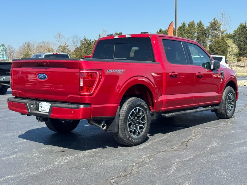 Ford F-150 Vehicle Full-screen Gallery Image 03