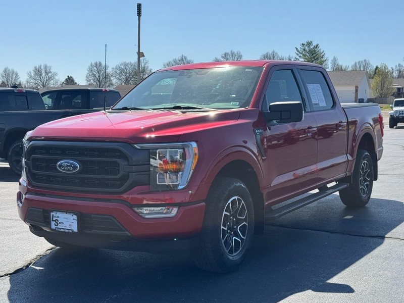 Ford F-150 Vehicle Full-screen Gallery Image 08