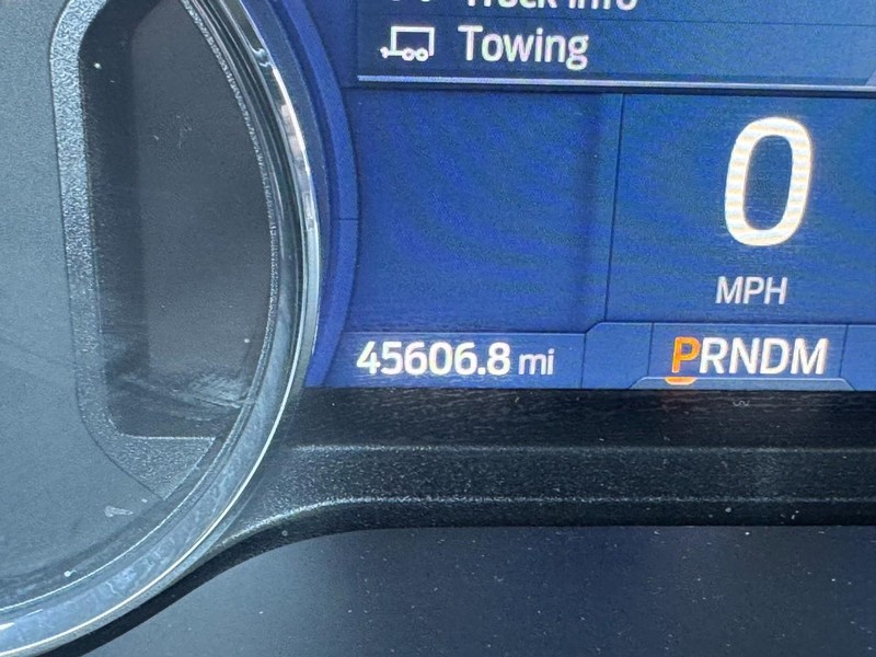 Ford F-150 Vehicle Full-screen Gallery Image 20