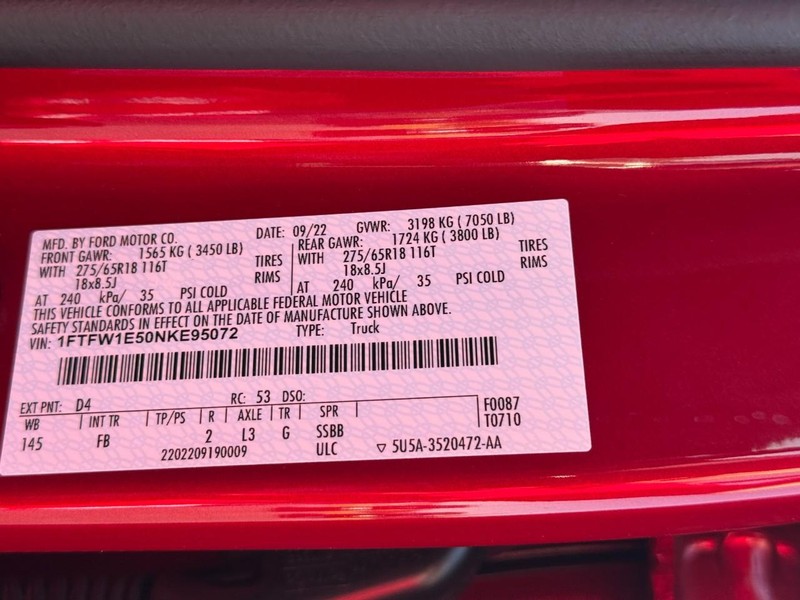 Ford F-150 Vehicle Full-screen Gallery Image 21