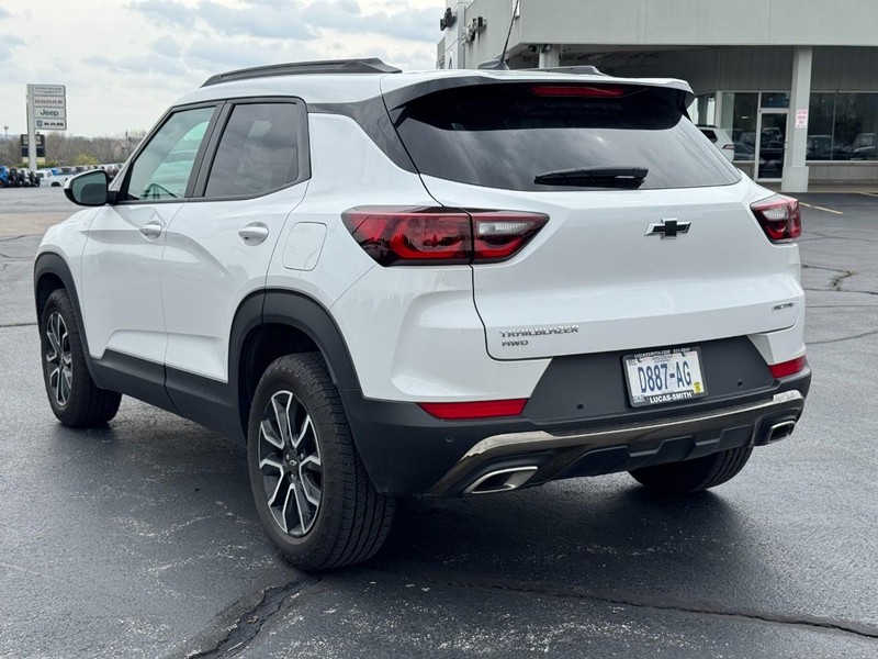 Chevrolet TrailBlazer Vehicle Full-screen Gallery Image 7