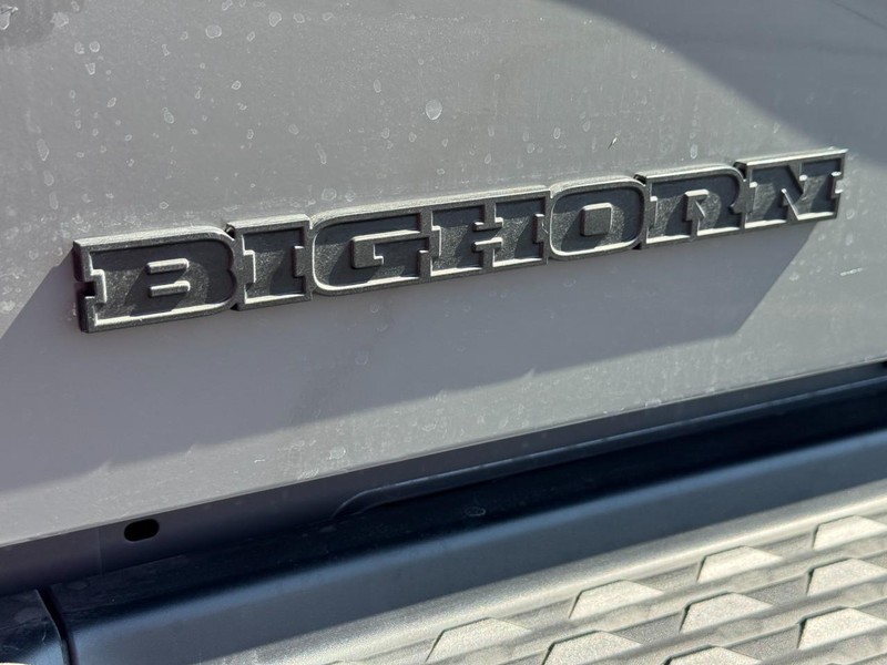 Ram 2500 Vehicle Full-screen Gallery Image 9