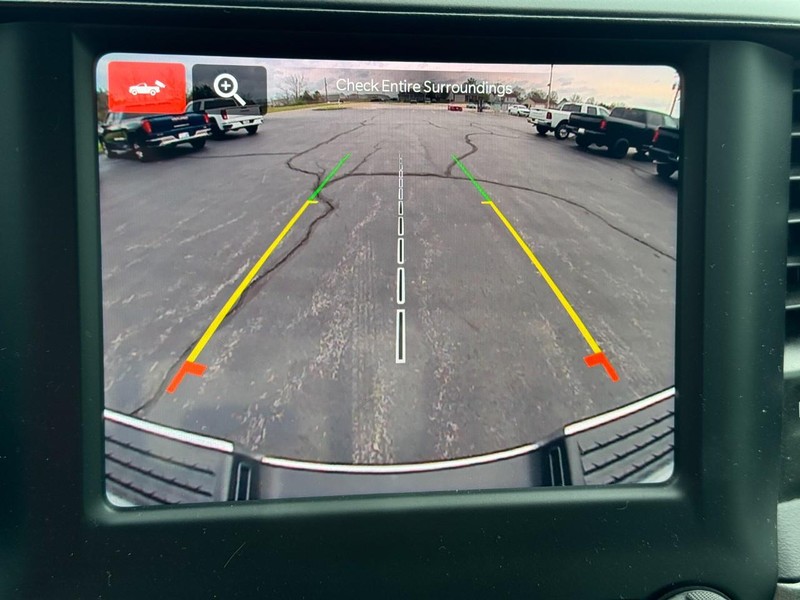 Ram 2500 Vehicle Full-screen Gallery Image 21