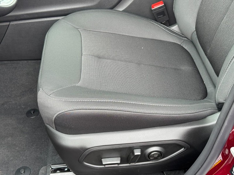 Jeep Grand Cherokee Vehicle Full-screen Gallery Image 10