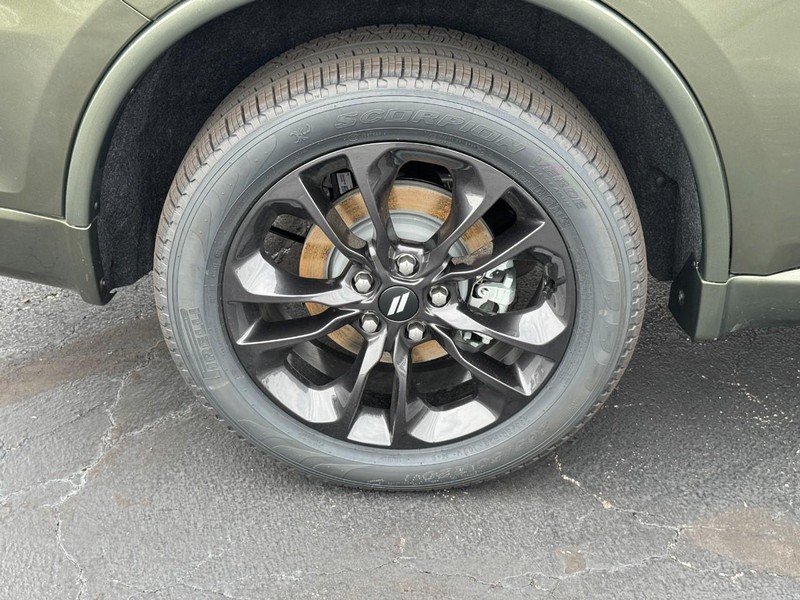 Dodge Durango Vehicle Full-screen Gallery Image 6