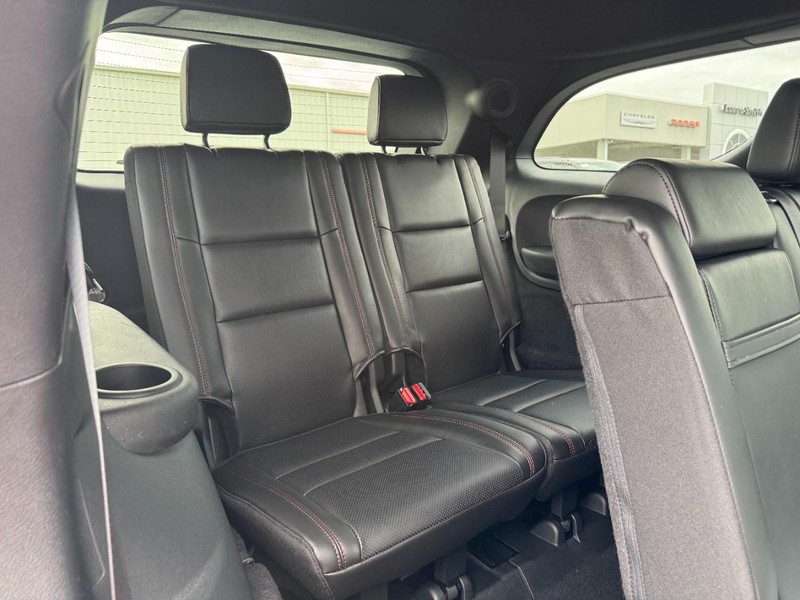 Dodge Durango Vehicle Full-screen Gallery Image 7