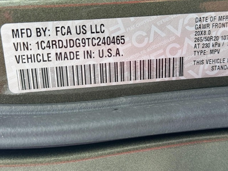 Dodge Durango Vehicle Full-screen Gallery Image 21