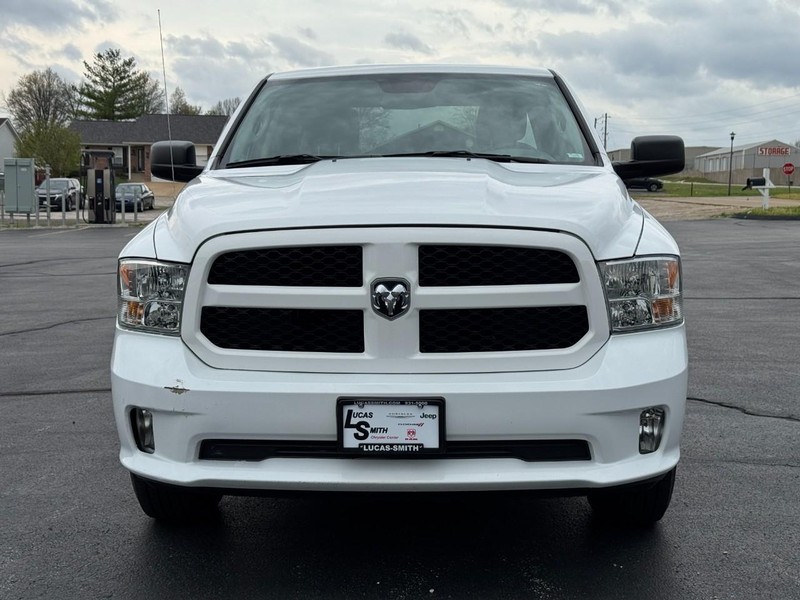 Ram 1500 Vehicle Full-screen Gallery Image 10