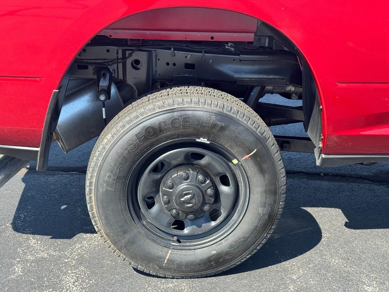 Ram 2500 Vehicle Full-screen Gallery Image 4