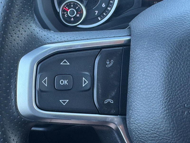 Ram 2500 Vehicle Full-screen Gallery Image 13