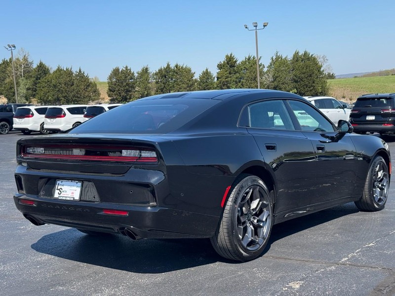 Dodge Charger Vehicle Full-screen Gallery Image 3
