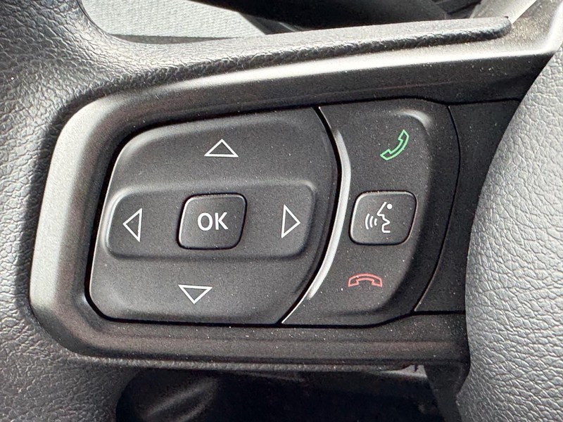 Jeep Wrangler Vehicle Full-screen Gallery Image 12
