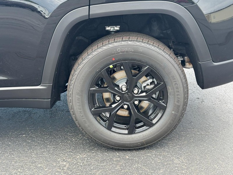 Jeep Grand Cherokee Vehicle Full-screen Gallery Image 4