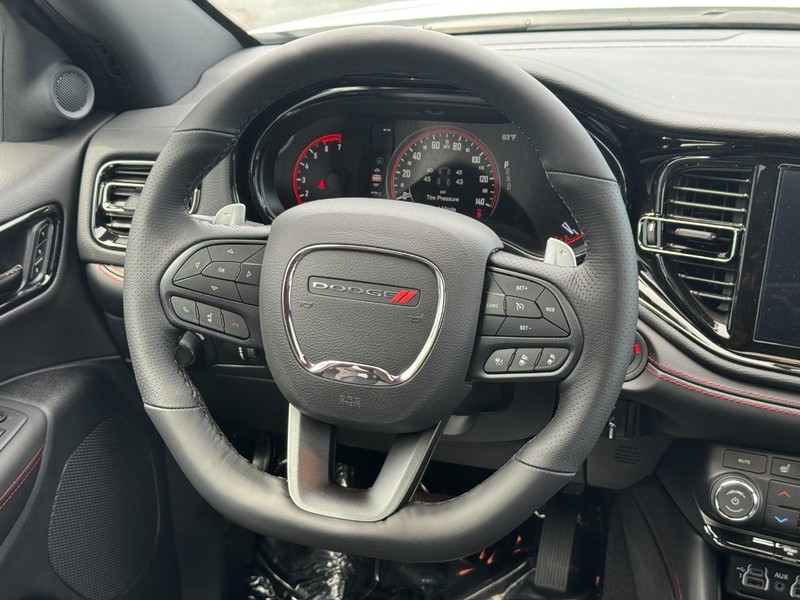 Dodge Durango Vehicle Full-screen Gallery Image 8