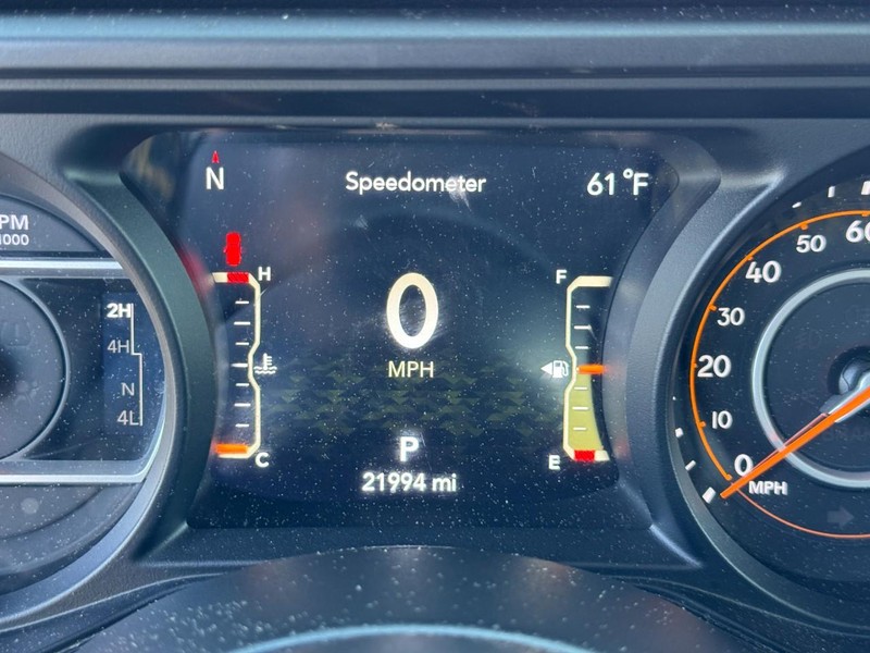 Jeep Wrangler Vehicle Full-screen Gallery Image 20