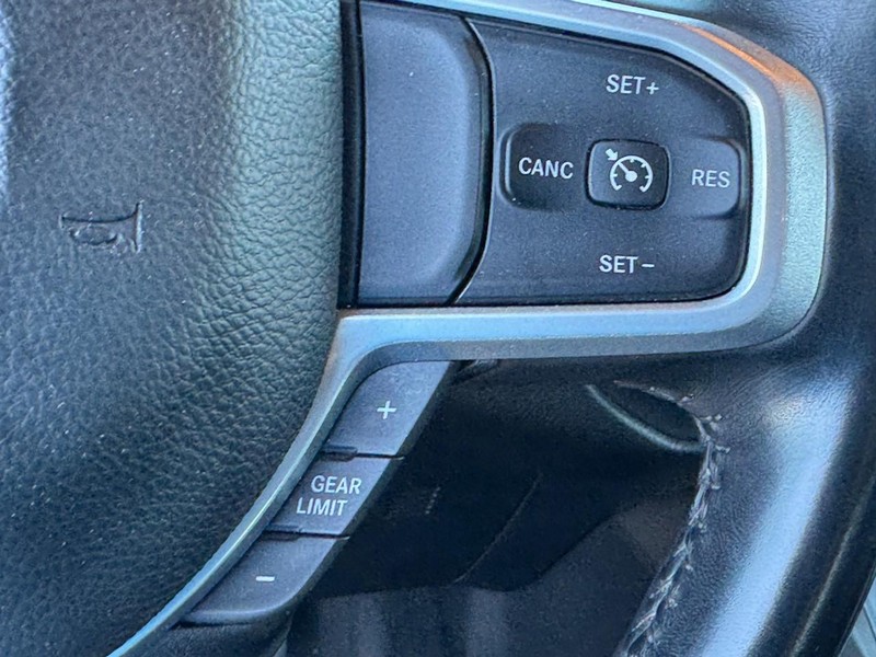 Ram 1500 Vehicle Full-screen Gallery Image 19