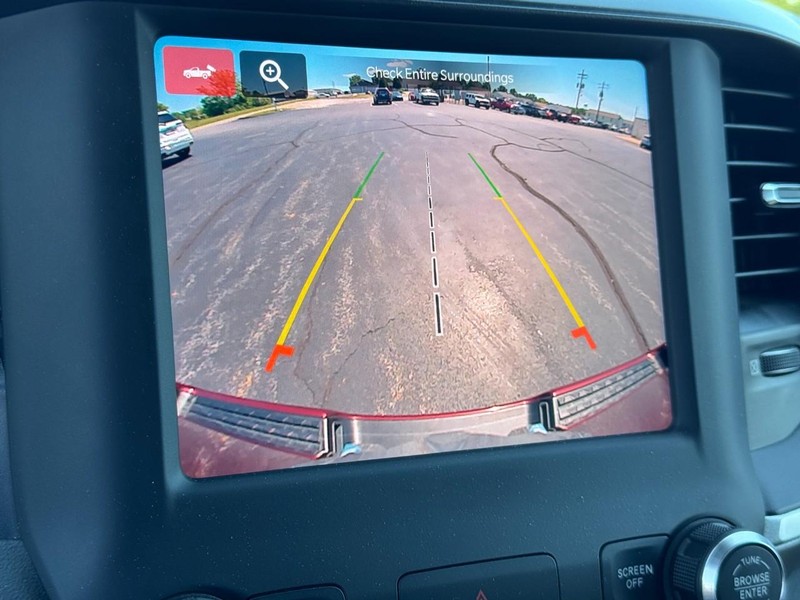 Ram 1500 Vehicle Full-screen Gallery Image 23