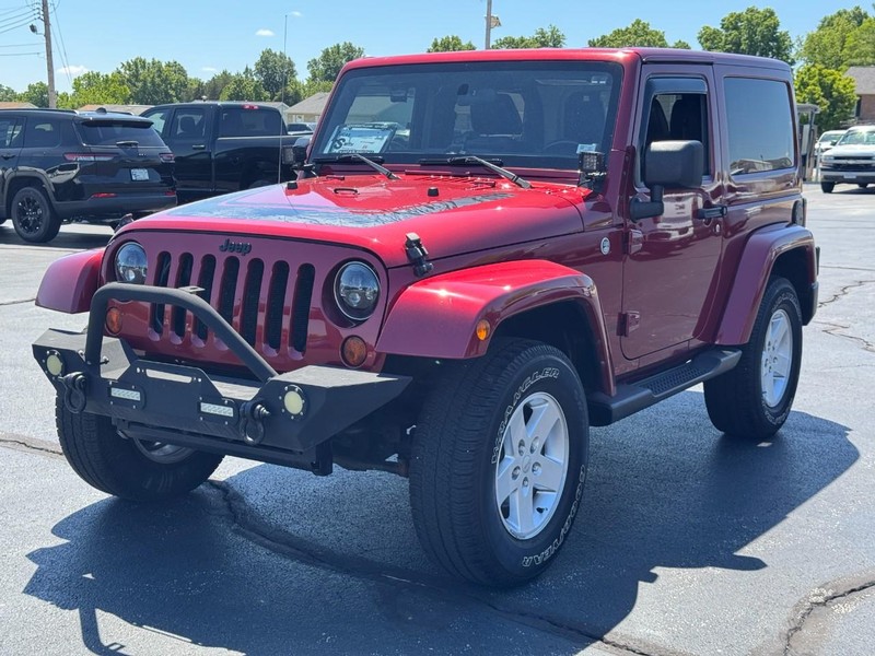 Jeep Wrangler Vehicle Full-screen Gallery Image 8