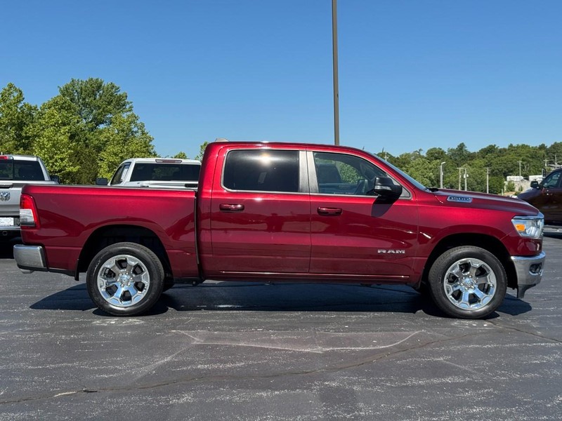 Ram 1500 Vehicle Full-screen Gallery Image 2