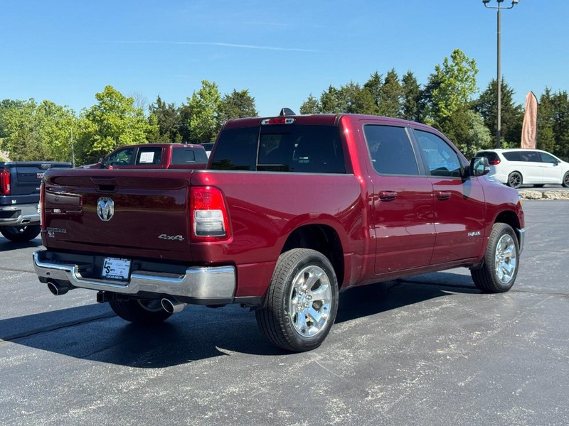Ram 1500 Vehicle Full-screen Gallery Image 3