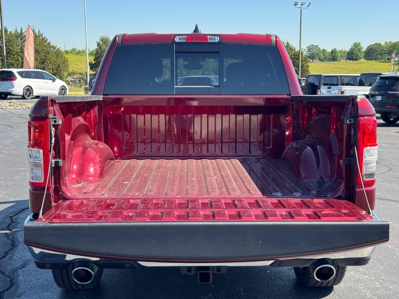 Ram 1500 Vehicle Full-screen Gallery Image 4