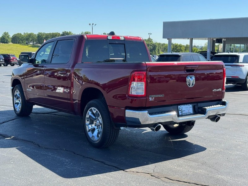 Ram 1500 Vehicle Full-screen Gallery Image 6