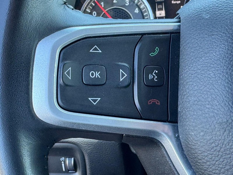 Ram 1500 Vehicle Full-screen Gallery Image 18