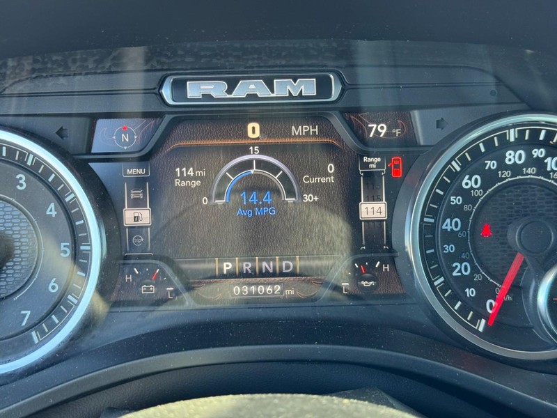 Ram 1500 Vehicle Full-screen Gallery Image 20