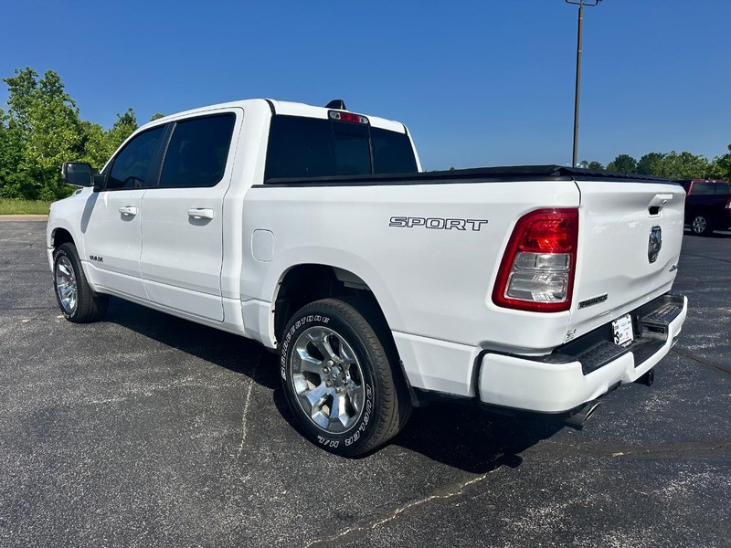 Ram 1500 Vehicle Full-screen Gallery Image 6