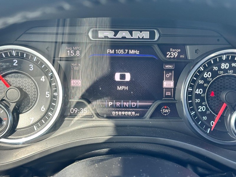 Ram 1500 Vehicle Full-screen Gallery Image 20