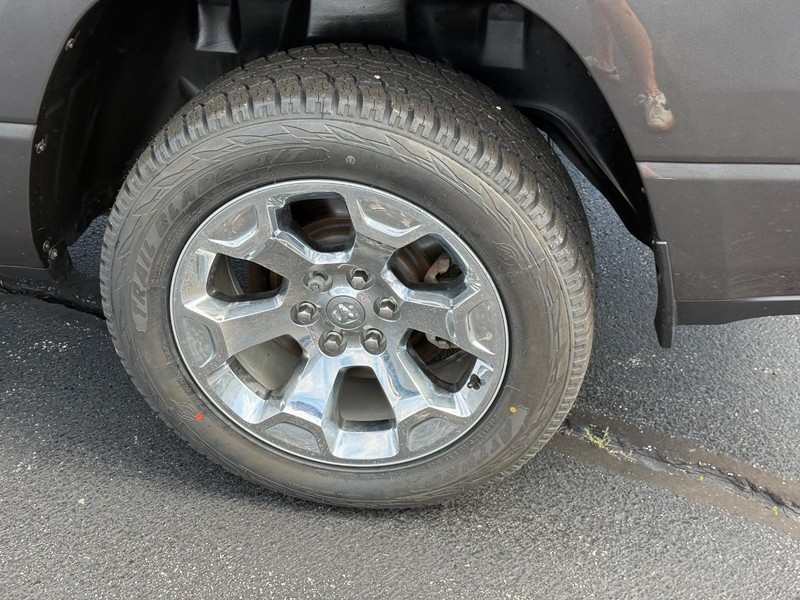 Ram 1500 Vehicle Full-screen Gallery Image 8
