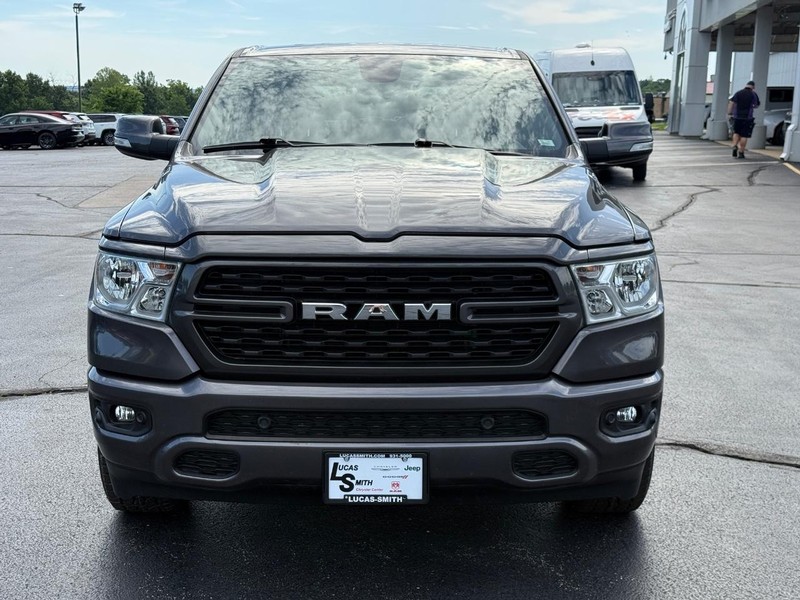 Ram 1500 Vehicle Full-screen Gallery Image 11