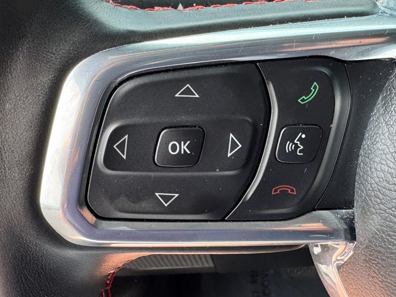 Jeep Wrangler Vehicle Full-screen Gallery Image 19