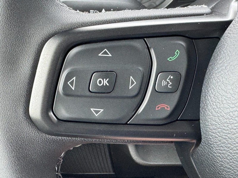 Jeep Gladiator Vehicle Full-screen Gallery Image 12