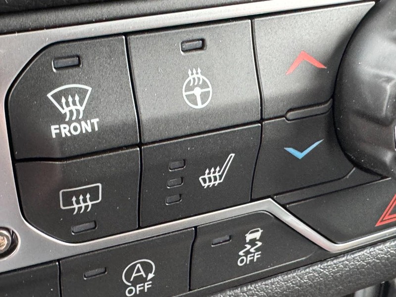 Jeep Gladiator Vehicle Full-screen Gallery Image 15