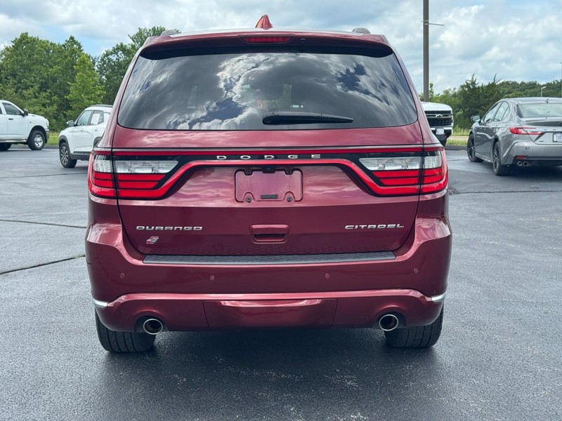 Dodge Durango Vehicle Full-screen Gallery Image 7