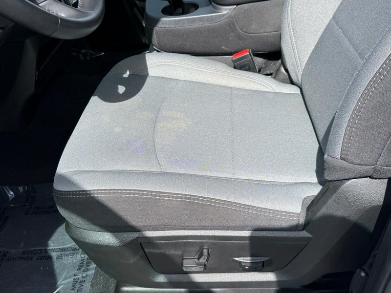 Ram 2500 Vehicle Full-screen Gallery Image 16